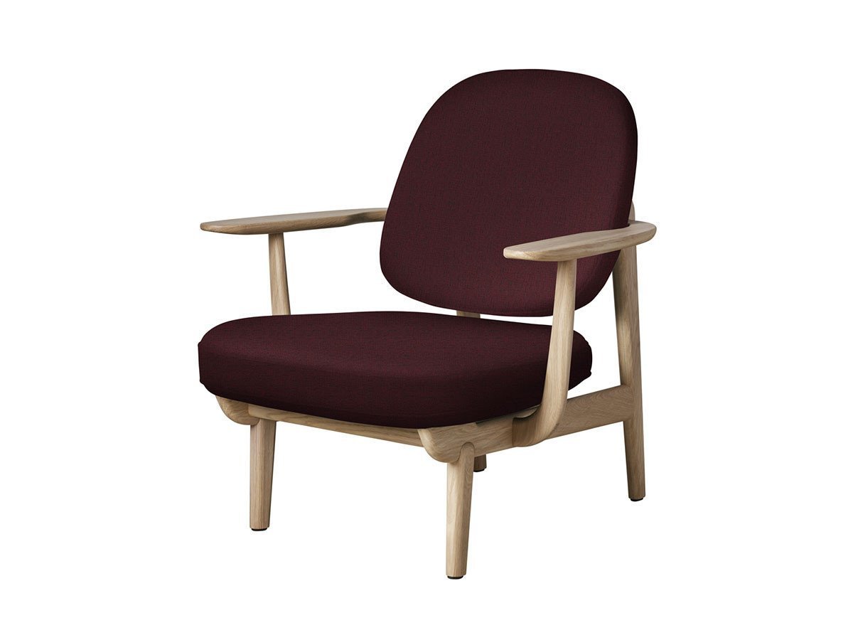 【フリッツ ハンセン/FRITZ HANSEN / GOODS】のFRED / フレッド ラウンジチェア JH97 インテリア・キッズ・メンズ・レディースファッション・服の通販 founy(ファニー) 　ウッド　Wooden Design　エレガント 上品　Elegant　オイル　Body Oil　ファブリック　Fabric, Textile　フォルム　Silhouette, Form　フラット　Flat, Flat Shoes　フレーム　Frame, Outline　ホーム・キャンプ・アウトドア・お取り寄せ　Home Living / Home & Lifestyle / Camping Gear / Outdoor Camping　家具・インテリア　Home Furniture & Interior. Stylish & Functional Living Spaces　チェア・椅子　Seating & Chairs　ラウンジチェア・リクライナー　Lounge Chairs / Recliners　張地:1141 レッド(クリスチャンハウン)、フレーム:オーク(クリアラッカー仕上)|ID: prp329100000005253 ipo3291000000033217853