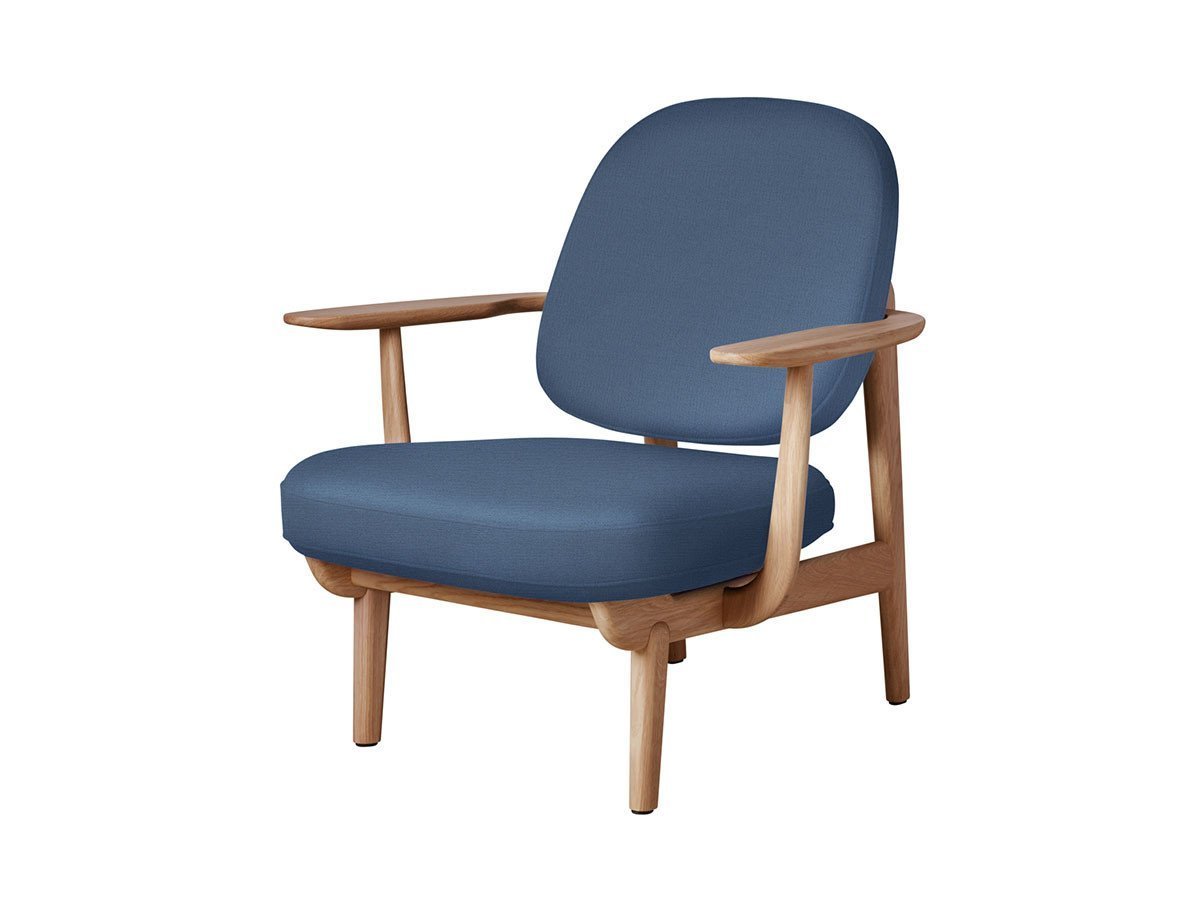 【フリッツ ハンセン/FRITZ HANSEN / GOODS】のFRED / フレッド ラウンジチェア JH97 インテリア・キッズ・メンズ・レディースファッション・服の通販 founy(ファニー) 　ウッド　Wooden Design　エレガント 上品　Elegant　オイル　Body Oil　ファブリック　Fabric, Textile　フォルム　Silhouette, Form　フラット　Flat, Flat Shoes　フレーム　Frame, Outline　ホーム・キャンプ・アウトドア・お取り寄せ　Home Living / Home & Lifestyle / Camping Gear / Outdoor Camping　家具・インテリア　Home Furniture & Interior. Stylish & Functional Living Spaces　チェア・椅子　Seating & Chairs　ラウンジチェア・リクライナー　Lounge Chairs / Recliners　張地:1151 ライトブルーユニ(クリスチャンハウン)、フレーム:オーク(オイル仕上)|ID: prp329100000005253 ipo3291000000033217889