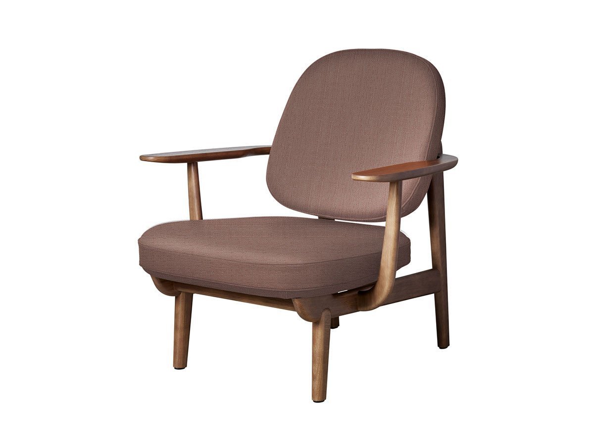【フリッツ ハンセン/FRITZ HANSEN / GOODS】のFRED / フレッド ラウンジチェア JH97 インテリア・キッズ・メンズ・レディースファッション・服の通販 founy(ファニー) 　ウッド　Wooden Design　エレガント 上品　Elegant　オイル　Body Oil　ファブリック　Fabric, Textile　フォルム　Silhouette, Form　フラット　Flat, Flat Shoes　フレーム　Frame, Outline　ホーム・キャンプ・アウトドア・お取り寄せ　Home Living / Home & Lifestyle / Camping Gear / Outdoor Camping　家具・インテリア　Home Furniture & Interior. Stylish & Functional Living Spaces　チェア・椅子　Seating & Chairs　ラウンジチェア・リクライナー　Lounge Chairs / Recliners　張地:1131 オレンジ / レッド(クリスチャンハウン)、フレーム:ウォルナットステインドオーク|ID: prp329100000005253 ipo3291000000033217912