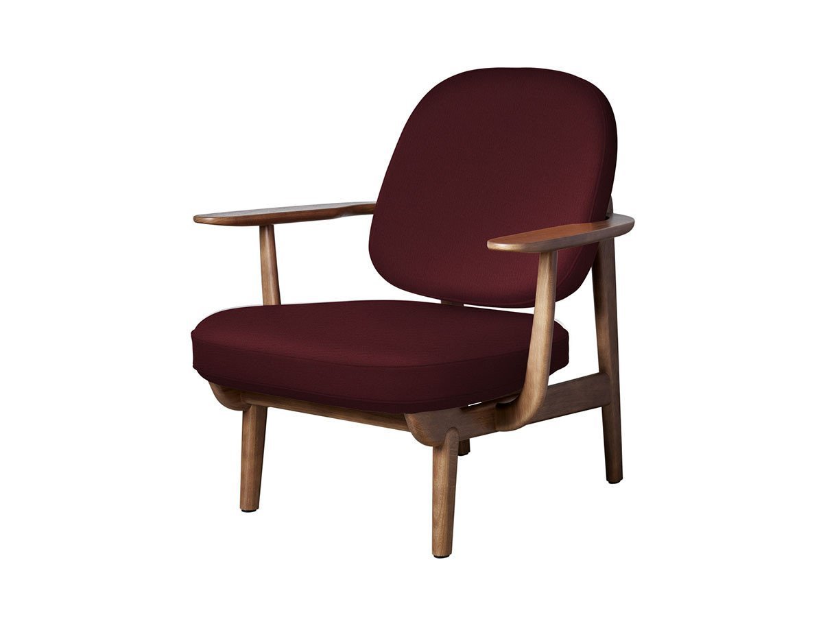 【フリッツ ハンセン/FRITZ HANSEN / GOODS】のFRED / フレッド ラウンジチェア JH97 インテリア・キッズ・メンズ・レディースファッション・服の通販 founy(ファニー) 　ウッド　Wooden Design　エレガント 上品　Elegant　オイル　Body Oil　ファブリック　Fabric, Textile　フォルム　Silhouette, Form　フラット　Flat, Flat Shoes　フレーム　Frame, Outline　ホーム・キャンプ・アウトドア・お取り寄せ　Home Living / Home & Lifestyle / Camping Gear / Outdoor Camping　家具・インテリア　Home Furniture & Interior. Stylish & Functional Living Spaces　チェア・椅子　Seating & Chairs　ラウンジチェア・リクライナー　Lounge Chairs / Recliners　張地:1140 レッドユニ(クリスチャンハウン)、フレーム:ウォルナットステインドオーク|ID: prp329100000005253 ipo3291000000033217918