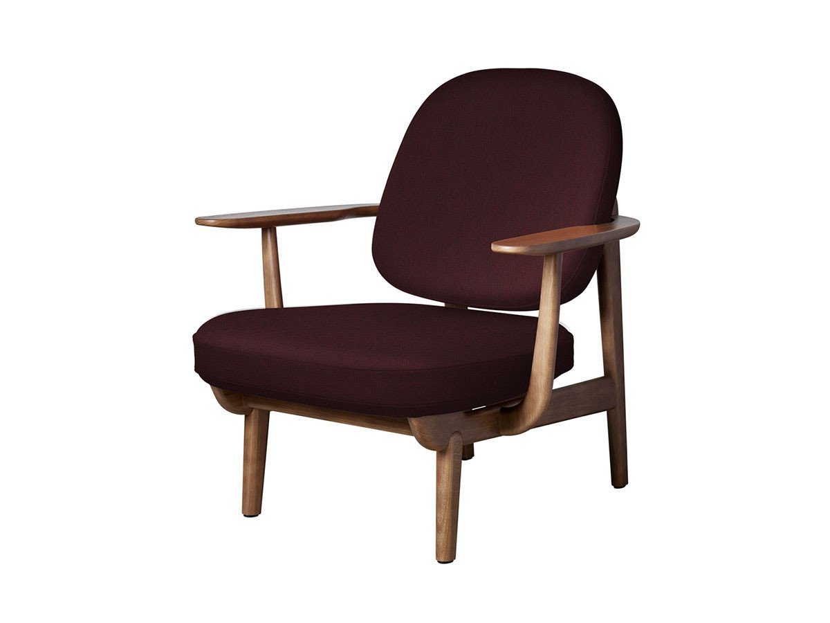 【フリッツ ハンセン/FRITZ HANSEN / GOODS】のFRED / フレッド ラウンジチェア JH97 インテリア・キッズ・メンズ・レディースファッション・服の通販 founy(ファニー) 　ウッド　Wooden Design　エレガント 上品　Elegant　オイル　Body Oil　ファブリック　Fabric, Textile　フォルム　Silhouette, Form　フラット　Flat, Flat Shoes　フレーム　Frame, Outline　ホーム・キャンプ・アウトドア・お取り寄せ　Home Living / Home & Lifestyle / Camping Gear / Outdoor Camping　家具・インテリア　Home Furniture & Interior. Stylish & Functional Living Spaces　チェア・椅子　Seating & Chairs　ラウンジチェア・リクライナー　Lounge Chairs / Recliners　張地:1141 レッド(クリスチャンハウン)、フレーム:ウォルナットステインドオーク|ID: prp329100000005253 ipo3291000000033217919