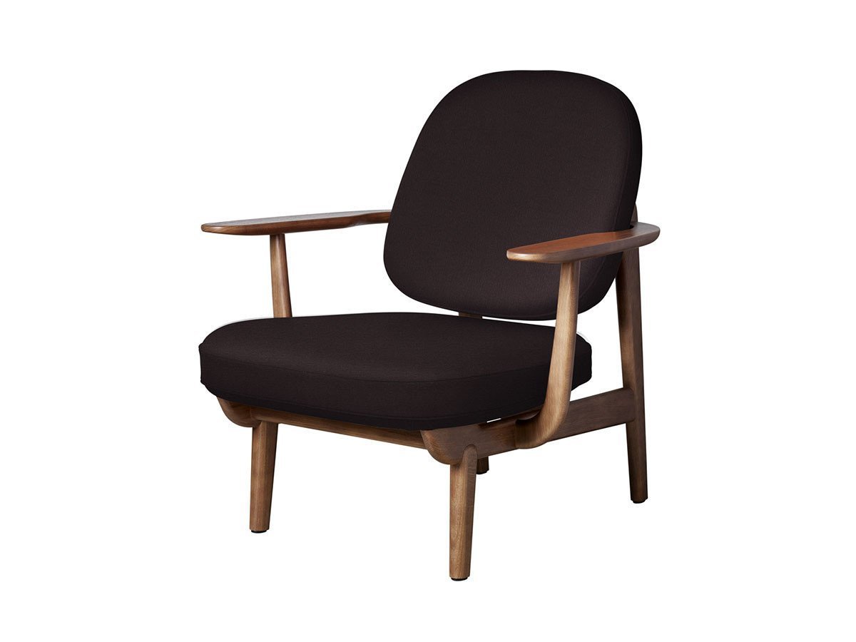 【フリッツ ハンセン/FRITZ HANSEN / GOODS】のFRED / フレッド ラウンジチェア JH97 インテリア・キッズ・メンズ・レディースファッション・服の通販 founy(ファニー) 　ウッド　Wooden Design　エレガント 上品　Elegant　オイル　Body Oil　ファブリック　Fabric, Textile　フォルム　Silhouette, Form　フラット　Flat, Flat Shoes　フレーム　Frame, Outline　ホーム・キャンプ・アウトドア・お取り寄せ　Home Living / Home & Lifestyle / Camping Gear / Outdoor Camping　家具・インテリア　Home Furniture & Interior. Stylish & Functional Living Spaces　チェア・椅子　Seating & Chairs　ラウンジチェア・リクライナー　Lounge Chairs / Recliners　張地:1142 ダークレッドユニ(クリスチャンハウン)、フレーム:ウォルナットステインドオーク|ID: prp329100000005253 ipo3291000000033217920