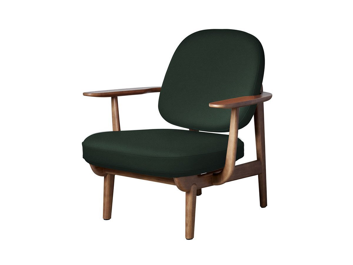 【フリッツ ハンセン/FRITZ HANSEN / GOODS】のFRED / フレッド ラウンジチェア JH97 インテリア・キッズ・メンズ・レディースファッション・服の通販 founy(ファニー) 　ウッド　Wooden Design　エレガント 上品　Elegant　オイル　Body Oil　ファブリック　Fabric, Textile　フォルム　Silhouette, Form　フラット　Flat, Flat Shoes　フレーム　Frame, Outline　ホーム・キャンプ・アウトドア・お取り寄せ　Home Living / Home & Lifestyle / Camping Gear / Outdoor Camping　家具・インテリア　Home Furniture & Interior. Stylish & Functional Living Spaces　チェア・椅子　Seating & Chairs　ラウンジチェア・リクライナー　Lounge Chairs / Recliners　張地:1160 ダークグリーンユニ(クリスチャンハウン)、フレーム:ウォルナットステインドオーク|ID: prp329100000005253 ipo3291000000033217932