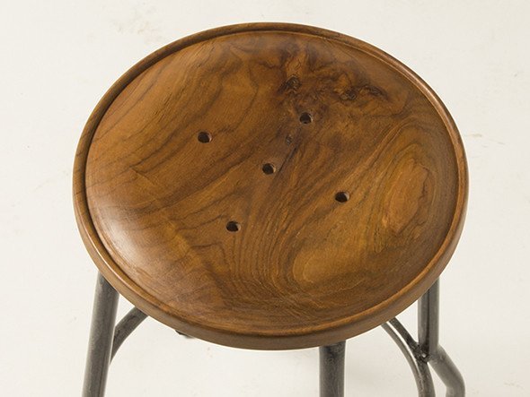 【オールドメゾン/old maison / GOODS】のIron Stool / アイアンスツール 高さ60cm インテリア・キッズ・メンズ・レディースファッション・服の通販 founy(ファニー) 　アンティーク　Antique-Inspired　ダメージ　Distressed, Destroyed　ホーム・キャンプ・アウトドア・お取り寄せ　Home Living / Home & Lifestyle / Camping Gear / Outdoor Camping　家具・インテリア　Home Furniture & Interior. Stylish & Functional Living Spaces　チェア・椅子　Seating & Chairs　スツール・バースツール　Stools & Bar Stools　ホーム・キャンプ・アウトドア・お取り寄せ　Home Living / Home & Lifestyle / Camping Gear / Outdoor Camping　家具・インテリア　Home Furniture & Interior. Stylish & Functional Living Spaces　チェア・椅子　Seating & Chairs　カウンターチェア・ハイチェア　Bar Stools / High Stools　|ID: prp329100000005419 ipo3291000000033232121