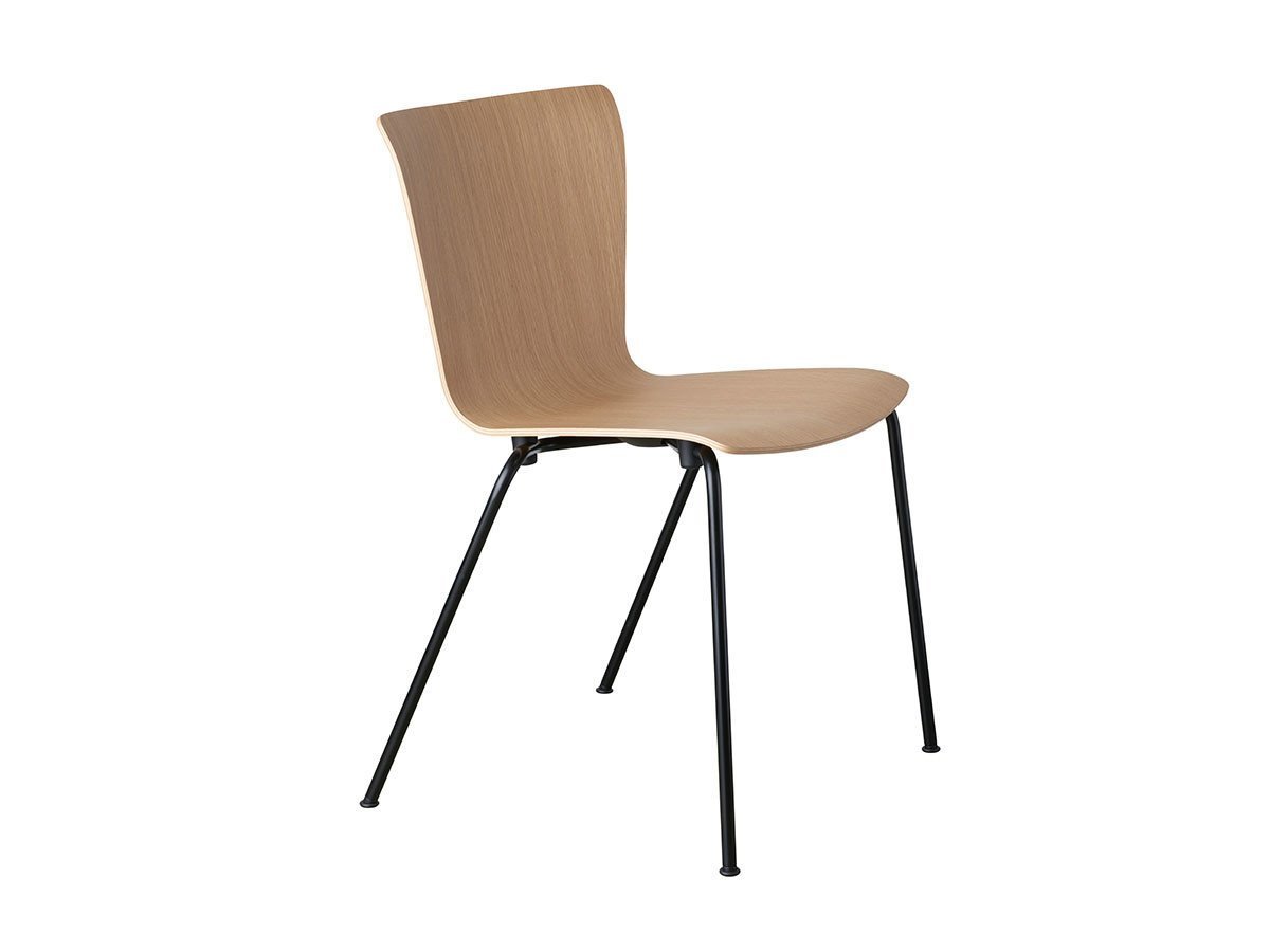 【フリッツ ハンセン/FRITZ HANSEN / GOODS】のVICO DUO / ヴィコデュオ チェア VM110 インテリア・キッズ・メンズ・レディースファッション・服の通販 founy(ファニー) 　送料無料　Free Shipping　ホーム・キャンプ・アウトドア・お取り寄せ　Home Living / Home & Lifestyle / Camping Gear / Outdoor Camping　家具・インテリア　Home Furniture & Interior. Stylish & Functional Living Spaces　チェア・椅子　Seating & Chairs　ダイニングチェア・木製チェア　Dining Chairs　シェル:オーク、脚部:ブラック粉体塗装仕上|ID: prp329100000005427 ipo3291000000033140359