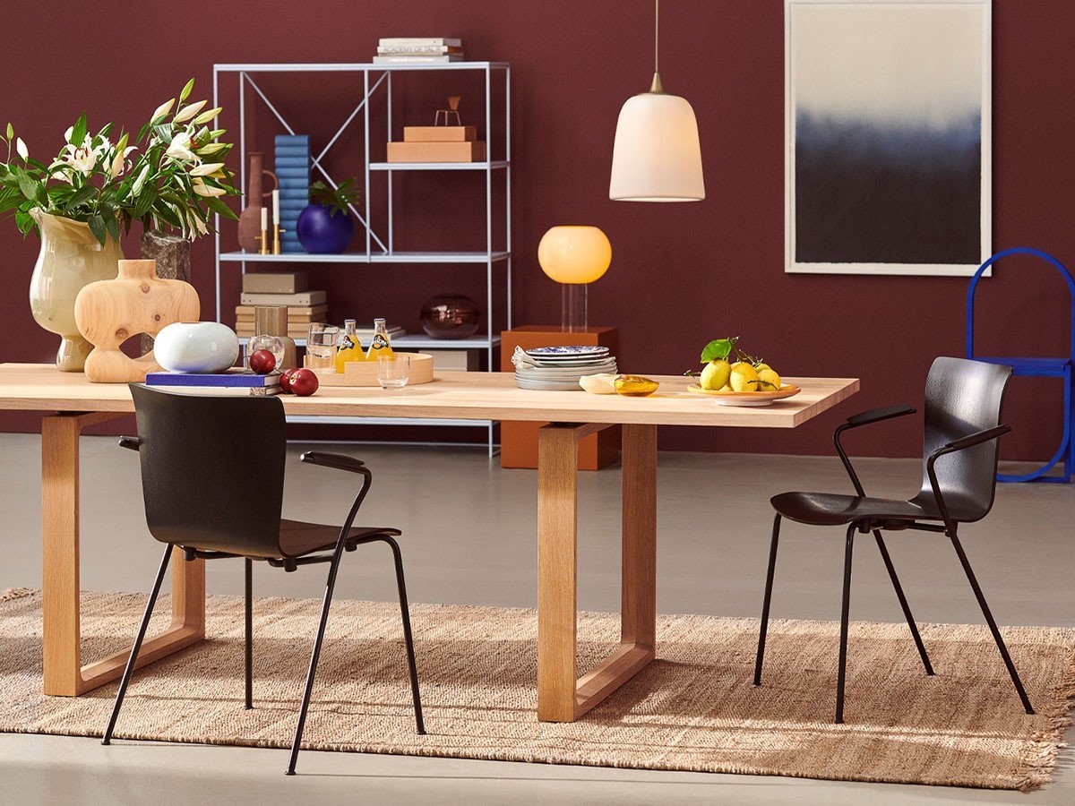 【フリッツ ハンセン/FRITZ HANSEN / GOODS】のVICO DUO / ヴィコデュオ チェア VM110 インテリア・キッズ・メンズ・レディースファッション・服の通販 founy(ファニー) 　送料無料　Free Shipping　ホーム・キャンプ・アウトドア・お取り寄せ　Home Living / Home & Lifestyle / Camping Gear / Outdoor Camping　家具・インテリア　Home Furniture & Interior. Stylish & Functional Living Spaces　チェア・椅子　Seating & Chairs　ダイニングチェア・木製チェア　Dining Chairs　参考イメージ|ID: prp329100000005427 ipo3291000000033140360