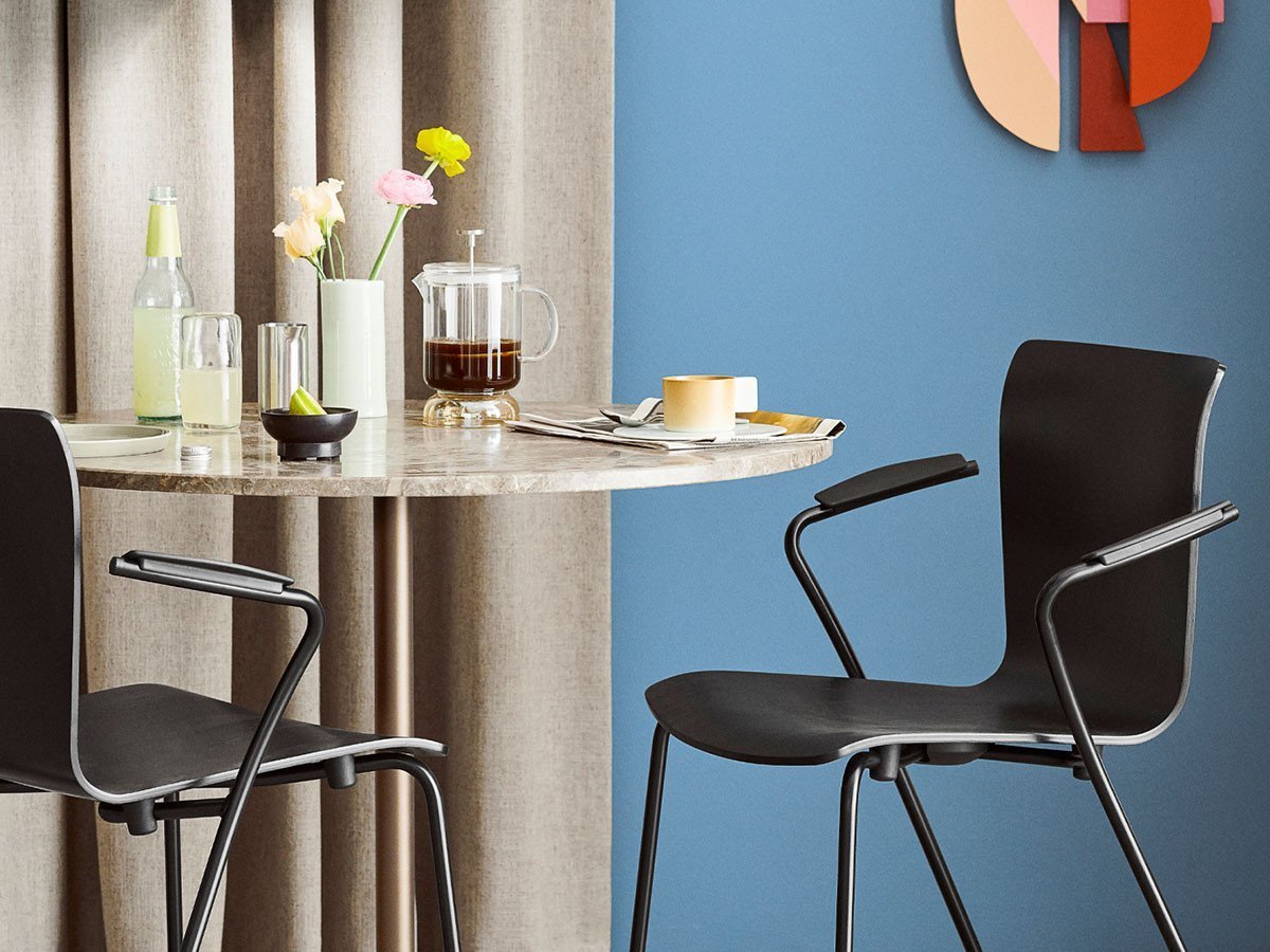 【フリッツ ハンセン/FRITZ HANSEN / GOODS】のVICO DUO / ヴィコデュオ チェア VM110 インテリア・キッズ・メンズ・レディースファッション・服の通販 founy(ファニー) 　送料無料　Free Shipping　ホーム・キャンプ・アウトドア・お取り寄せ　Home Living / Home & Lifestyle / Camping Gear / Outdoor Camping　家具・インテリア　Home Furniture & Interior. Stylish & Functional Living Spaces　チェア・椅子　Seating & Chairs　ダイニングチェア・木製チェア　Dining Chairs　参考イメージ|ID: prp329100000005427 ipo3291000000033140362