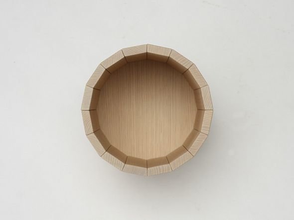 【カリモクニュースタンダード/KARIMOKU NEW STANDARD / GOODS】のCOLOUR BIN LARGE / カラービン ラージ インテリア・キッズ・メンズ・レディースファッション・服の通販 founy(ファニー) 　送料無料　Free Shipping　おすすめ　Recommended / Our Picks　ボックス　Boxy, Box Shape　ホーム・キャンプ・アウトドア・お取り寄せ　Home Living / Home & Lifestyle / Camping Gear / Outdoor Camping　家具・インテリア　Home Furniture & Interior. Stylish & Functional Living Spaces　収納家具・キャビネット　Storage Furniture　玄関収納・小物収納アイテム　Entryway Storage　ミディアムとラージは一つ一つの細かなパーツをほぞ組みによって組み上げられています。|ID: prp329100000005458 ipo3291000000036857816