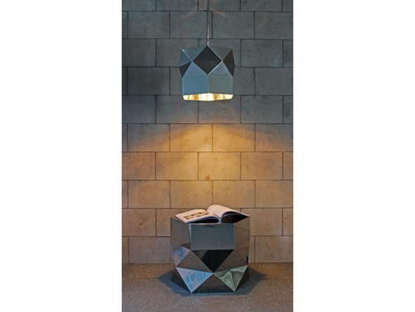 【三代目板金屋/Bankinya / GOODS】のhexagon pendant lamp / ヘキサゴン ペンダントランプ インテリア・キッズ・メンズ・レディースファッション・服の通販 founy(ファニー) 　送料無料　Free Shipping　おすすめ　Recommended / Our Picks　ホーム・キャンプ・アウトドア・お取り寄せ　Home Living / Home & Lifestyle / Camping Gear / Outdoor Camping　家具・インテリア　Home Furniture & Interior. Stylish & Functional Living Spaces　ライト・照明　Lamps & Lighting Fixtures　ペンダントライト・吊り下げ照明　Pendant Light / Hanging Light Fixture　同シリーズの「hexagon stool / coffee table」とのコーディネート例。|ID: prp329100000005554 ipo3291000000033640783