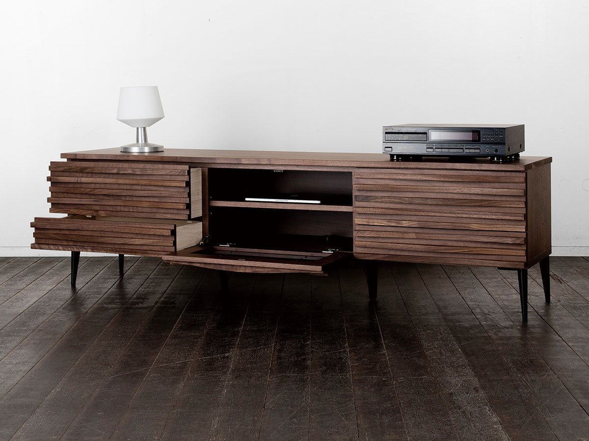 【フライミー ヴェール/FLYMEe vert / GOODS】のTV Board / テレビボード 台輪タイプ #103922 インテリア・キッズ・メンズ・レディースファッション・服の通販 founy(ファニー) ダウン Down, Puffer フラップ Flap, Flap Pocket ホーム・キャンプ・アウトドア・お取り寄せ Home Living / Home & Lifestyle / Camping Gear / Outdoor Camping 家具・インテリア Home Furniture & Interior. Stylish & Functional Living Spaces テレビボード・テレビ台 TV Cabinets & Consoles テレビ台・TVボード Tv Board 参考イメージ|ID: prp329100000005581 ipo3291000000036647610