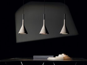 【フォスカリーニ/FOSCARINI / GOODS】のAplomb Pendant / アプロム ペンダント 人気、トレンドファッション・服の通販 founy(ファニー) 送料無料 Free Shipping イタリア Italy ホーム・キャンプ・アウトドア・お取り寄せ Home Living / Home & Lifestyle / Camping Gear / Outdoor Camping 家具・インテリア Home Furniture & Interior. Stylish & Functional Living Spaces ライト・照明 Lamps & Lighting Fixtures ペンダントライト・吊り下げ照明 Pendant Light / Hanging Light Fixture |ID:prp329100000005672