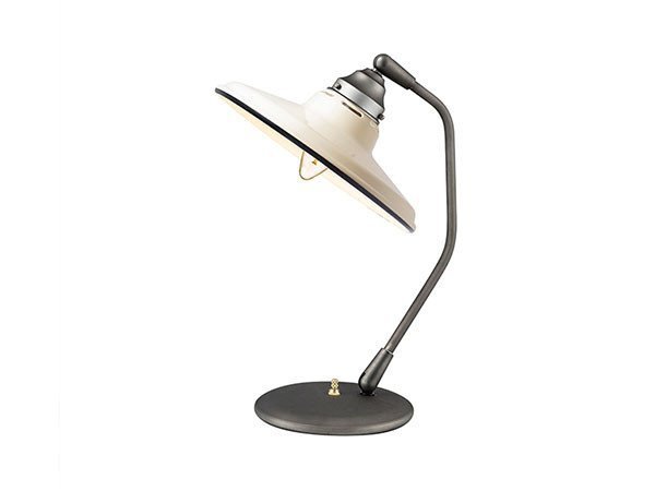 【フライミー ファクトリー/FLYMEe Factory / GOODS】のCUSTOM SERIES Classic Desk Lamp × Essence Steel / カスタムシリーズ クラシックデスクランプ × スチール(エッセンス) インテリア・キッズ・メンズ・レディースファッション・服の通販 founy(ファニー) 　クラシカル　Classical, Vintage-Inspired　クラシック　Classic, Timeless Style　デスク　Desk, Work Desk　皿　Plate, Dish　ホーム・キャンプ・アウトドア・お取り寄せ　Home Living / Home & Lifestyle / Camping Gear / Outdoor Camping　家具・インテリア　Home Furniture & Interior. Stylish & Functional Living Spaces　ライト・照明　Lamps & Lighting Fixtures　デスクライト・卓上照明　Desk Lamp / Table Lamp / Study Light　器具本体:ビンテージメタル、シェード:バター|ID: prp329100000005725 ipo3291000000030246979