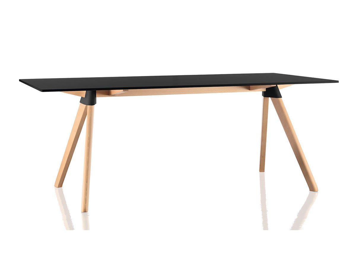 【マジス/MAGIS / GOODS】のBUTCH -The Wild Bunch / バッチ “ザ・ワイルド バンチ” 幅180cm インテリア・キッズ・メンズ・レディースファッション・服の通販 founy(ファニー) テーブル Table, Dining Table ホーム・キャンプ・アウトドア・お取り寄せ Home Living / Home & Lifestyle / Camping Gear / Outdoor Camping 家具・インテリア Home Furniture & Interior. Stylish & Functional Living Spaces テーブル Dining, Coffee & Side Tables ダイニングテーブル・食卓テーブル Dining Tables ブラック × ナチュラル脚|ID: prp329100000005799 ipo3291000000036819525