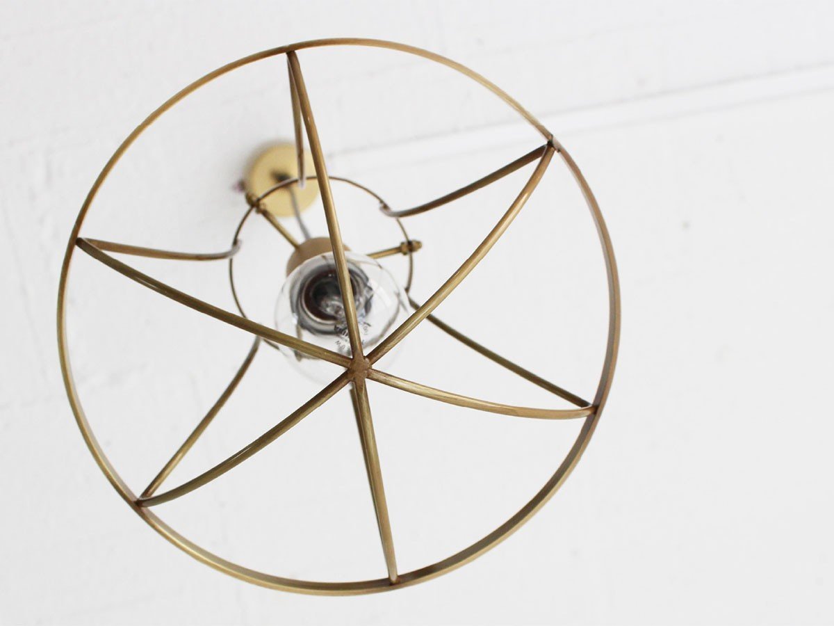 【フライミー ブラン/FLYMEe Blanc / GOODS】のPendant Lamp / ペンダントランプ #16783 インテリア・キッズ・メンズ・レディースファッション・服の通販 founy(ファウニー) 　送料無料　Free Shipping　おすすめ　Recommended / Our Picks　シンプル　Simple, Minimal　フォルム　Silhouette, Form　フレーム　Frame, Outline　ホーム・キャンプ・アウトドア・お取り寄せ　Home Living / Home & Lifestyle / Camping Gear / Outdoor Camping　家具・インテリア　Home Furniture & Interior. Stylish & Functional Living Spaces　ライト・照明　Lamps & Lighting Fixtures　ペンダントライト・吊り下げ照明　Pendant Light / Hanging Light Fixture　アンティークゴールド|ID: prp329100000005823 ipo3291000000037076815