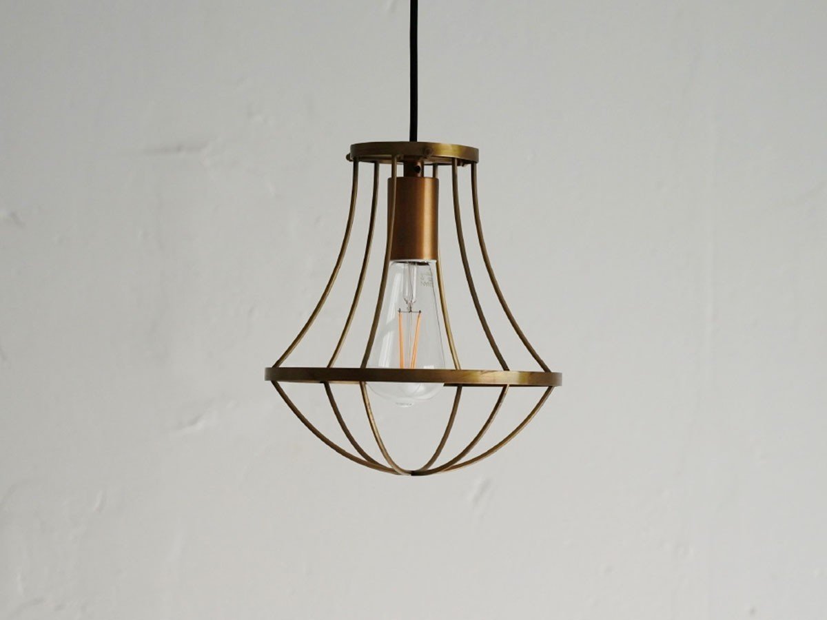 【フライミー ブラン/FLYMEe Blanc / GOODS】のPendant Lamp / ペンダントランプ #16783 インテリア・キッズ・メンズ・レディースファッション・服の通販 founy(ファウニー) 　送料無料　Free Shipping　おすすめ　Recommended / Our Picks　シンプル　Simple, Minimal　フォルム　Silhouette, Form　フレーム　Frame, Outline　ホーム・キャンプ・アウトドア・お取り寄せ　Home Living / Home & Lifestyle / Camping Gear / Outdoor Camping　家具・インテリア　Home Furniture & Interior. Stylish & Functional Living Spaces　ライト・照明　Lamps & Lighting Fixtures　ペンダントライト・吊り下げ照明　Pendant Light / Hanging Light Fixture　アンティークゴールド、付属電球:LED電球|ID: prp329100000005823 ipo3291000000037076818