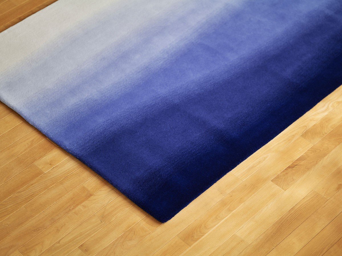 【山形緞通/Yamagata Dantsu / GOODS】のCONTEMPORARY LINE - KEI SERIES - shimotsuki / 現代ライン - 景シリーズ - しもつき 255 × 255cm 人気、トレンドファッション・服の通販 founy(ファニー) 　グラデーション　Gradient, Ombre　冬　Winter / This Winter　ホーム・キャンプ・アウトドア・お取り寄せ　Home Living / Home & Lifestyle / Camping Gear / Outdoor Camping　家具・インテリア　Home Furniture & Interior. Stylish & Functional Living Spaces　その他 インテリア雑貨、家具　Home Decor & Furniture Extras　other-4|ID: prp329100000005839 ipo3291000000031502221