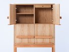 【ベンカ/BENCA / GOODS】のHIMAWARI Living cabinet / ヒマワリ リビングキャビネット 4つの扉の内部には、小引出しと棚板が2点ずつ付属します。それぞれ上下左右すべての扉内のお好きな位置に|ID: prp329100000005865 ipo3291000000030189194