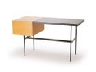 【メトロクス/METROCS / GOODS】のF031 Desk / F031デスク 大人の最旬トレンドファッション＆コーディネート founy(ファウニー) コンパクト Compact, Small Size シンプル Simple, Minimal デスク Desk, Work Desk フォルム Silhouette, Form フランス France, French プレート Plate, Dish ホーム・キャンプ・アウトドア・お取り寄せ Home Living / Home & Lifestyle / Camping Gear / Outdoor Camping 家具・インテリア Home Furniture & Interior. Stylish & Functional Living Spaces その他 インテリア雑貨、家具 Home Decor & Furniture Extras thumbnail 背面も仕上げが施されているので設置場所を選ばずコーディネートして頂けます。|ID: prp329100000005912 ipo3291000000037068372