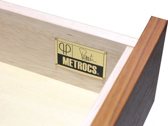 【メトロクス/METROCS / GOODS】のF031 Desk / F031デスク インテリア・キッズ・メンズ・レディースファッション・服の通販 founy(ファウニー) 　コンパクト　Compact, Small Size　シンプル　Simple, Minimal　デスク　Desk, Work Desk　フォルム　Silhouette, Form　フランス　France, French　プレート　Plate, Dish　ホーム・キャンプ・アウトドア・お取り寄せ　Home Living / Home & Lifestyle / Camping Gear / Outdoor Camping　家具・インテリア　Home Furniture & Interior. Stylish & Functional Living Spaces　その他 インテリア雑貨、家具　Home Decor & Furniture Extras　引出し内にピエール・ポラン公認の証、真鍮製のサインプレートが付いています。|ID: prp329100000005912 ipo3291000000037068375