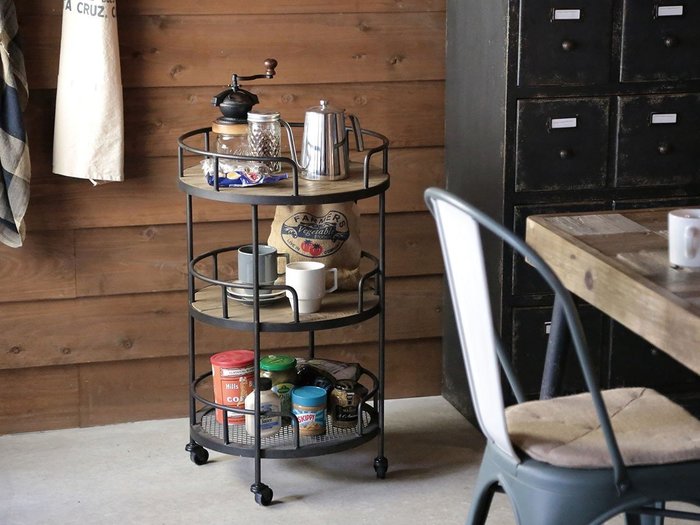 【ノットアンティークス/knot antiques / CRASH GATE / GOODS】のLLOYD SIDE TABLE / ロイド サイドテーブル インテリア・キッズ・メンズ・レディースファッション・服の通販 founy(ファニー) https://founy.com/ テーブル Table, Dining Table モチーフ Motif, Design Theme ホーム・キャンプ・アウトドア・お取り寄せ Home Living / Home & Lifestyle / Camping Gear / Outdoor Camping 家具・インテリア Home Furniture & Interior. Stylish & Functional Living Spaces テーブル Dining, Coffee & Side Tables サイドテーブル・小テーブル Side & End Tables ホーム・キャンプ・アウトドア・お取り寄せ Home Living / Home & Lifestyle / Camping Gear / Outdoor Camping 家具・インテリア Home Furniture & Interior. Stylish & Functional Living Spaces 収納家具・キャビネット Storage Furniture ワゴン・チェストワゴン Mobile Wagon |ID: prp329100000005918 ipo3291000000030194267