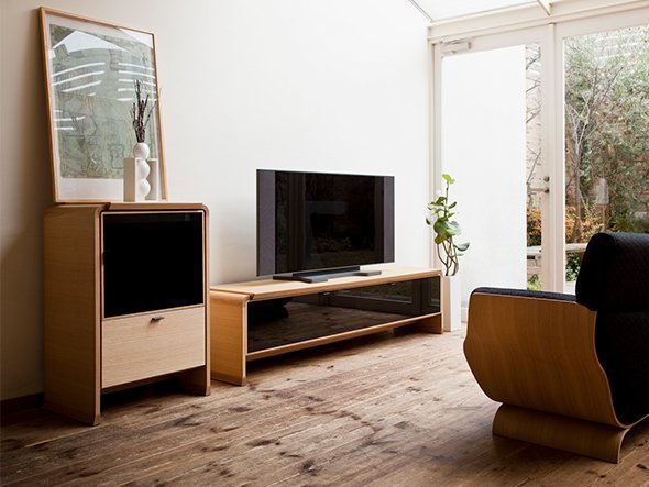 【冨士ファニチア/FUJI FURNITURE / GOODS】のAhti TV Board / アハティ TVボード インテリア・キッズ・メンズ・レディースファッション・服の通販 founy(ファニー) 　ガラス　Glass, Glassware　モダン　Modern, Contemporary　ホーム・キャンプ・アウトドア・お取り寄せ　Home Living / Home & Lifestyle / Camping Gear / Outdoor Camping　家具・インテリア　Home Furniture & Interior. Stylish & Functional Living Spaces　テレビボード・テレビ台　TV Cabinets & Consoles　テレビ台・TVボード　Tv Board　ガラスはフィルム貼り仕様です。中の物がうっすらと透けて見えます。|ID: prp329100000005946 ipo3291000000030240316