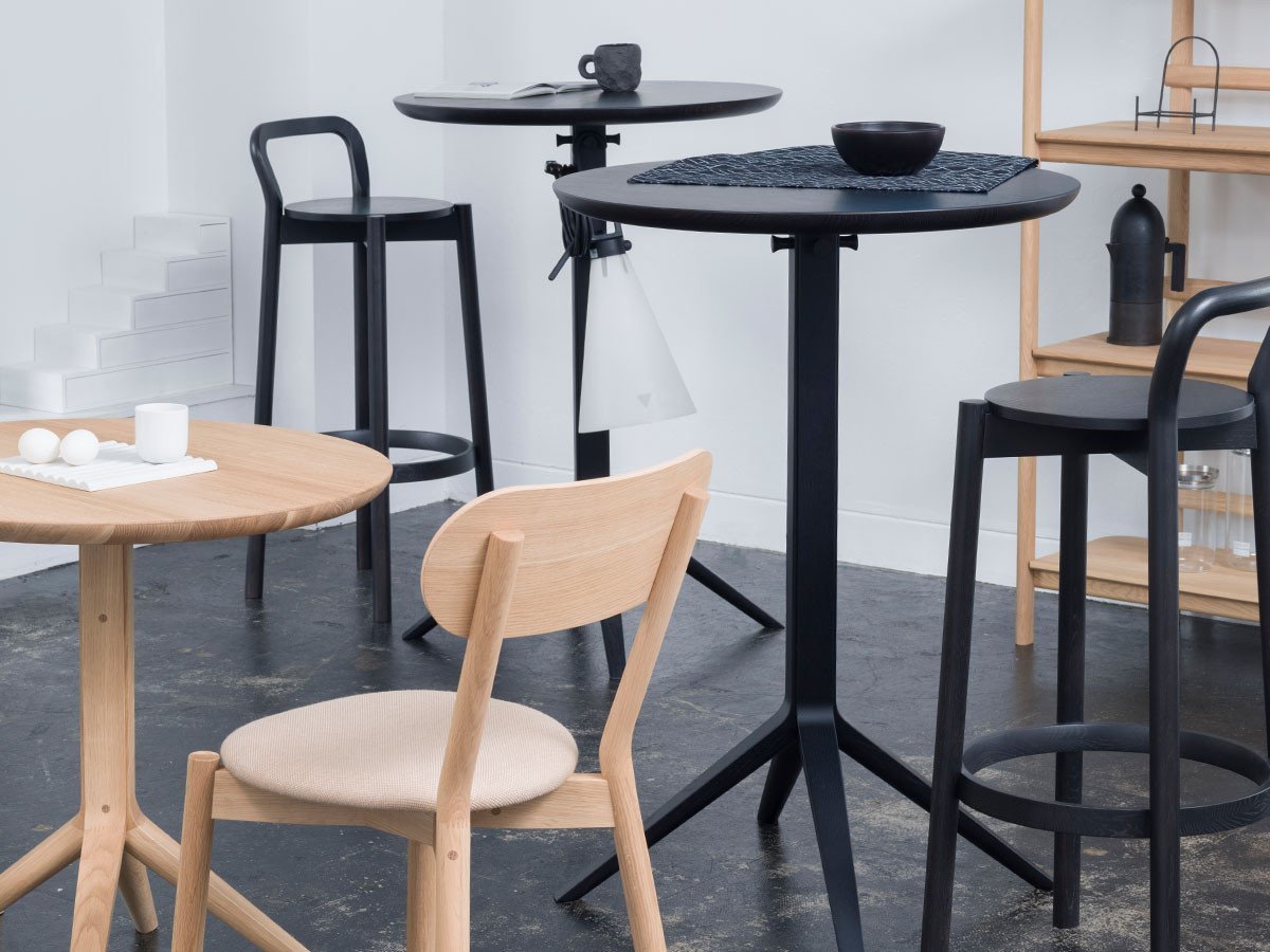 【カリモクニュースタンダード/KARIMOKU NEW STANDARD / GOODS】のCASTOR BARSTOOL with BACKREST / キャストール バースツール ロー ウィズバックレスト インテリア・キッズ・メンズ・レディースファッション・服の通販 founy(ファニー) 　送料無料　Free Shipping　コンパクト　Compact　シンプル　Simple　ホーム・キャンプ・アウトドア・お取り寄せ　Home,Garden,Outdoor,Camping Gear　家具・インテリア　Furniture　チェア・椅子　Chair　スツール　Stool　ホーム・キャンプ・アウトドア・お取り寄せ　Home,Garden,Outdoor,Camping Gear　家具・インテリア　Furniture　チェア・椅子　Chair　カウンターチェア・ハイスツール　Counter Chair/High Stool　参考イメージ|ID: prp329100000006187 ipo3291000000025315716