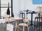 【カリモクニュースタンダード/KARIMOKU NEW STANDARD / GOODS】のCASTOR BARSTOOL with BACKREST / キャストール バースツール ロー ウィズバックレスト 参考イメージ|ID: prp329100000006187 ipo3291000000034746022