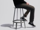 【ヘイ/HAY / GOODS】のREVOLVER BAR STOOL LOW H65 / リボルバー バースツール ロー H65 足置き部分にベアリングが組み込まれているため、座面を360度回転させることができます。|ID: prp329100000006308 ipo3291000000030211567