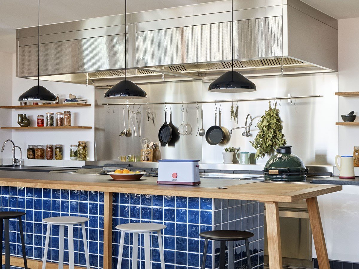 【ヘイ/HAY / GOODS】のREVOLVER BAR STOOL LOW H65 / リボルバー バースツール ロー H65 インテリア・キッズ・メンズ・レディースファッション・服の通販 founy(ファニー) 　送料無料　Free Shipping　スリム　Slim, Slim Fit　ホーム・キャンプ・アウトドア・お取り寄せ　Home Living / Home & Lifestyle / Camping Gear / Outdoor Camping　家具・インテリア　Home Furniture & Interior. Stylish & Functional Living Spaces　チェア・椅子　Seating & Chairs　スツール・バースツール　Stools & Bar Stools　ホーム・キャンプ・アウトドア・お取り寄せ　Home Living / Home & Lifestyle / Camping Gear / Outdoor Camping　家具・インテリア　Home Furniture & Interior. Stylish & Functional Living Spaces　チェア・椅子　Seating & Chairs　カウンターチェア・ハイチェア　Bar Stools / High Stools　参考イメージ|ID: prp329100000006308 ipo3291000000036803089