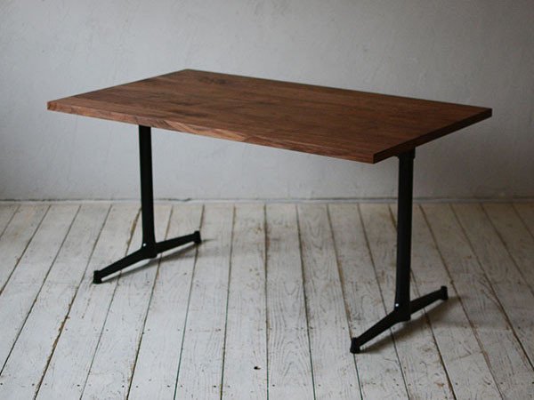 【グリニッチ オリジナル ファニチャー/greeniche original furniture / GOODS】のCafe Table / カフェテーブル 1200 × 700 インテリア・キッズ・メンズ・レディースファッション・服の通販 founy(ファニー) 　オイル　Oil　スタンダード　Standard　センター　Center　テーブル　Table　人気　Popularity　おすすめ　Recommend　ホーム・キャンプ・アウトドア・お取り寄せ　Home,Garden,Outdoor,Camping Gear　家具・インテリア　Furniture　テーブル　Table　ダイニングテーブル　Dining Table　ホーム・キャンプ・アウトドア・お取り寄せ　Home,Garden,Outdoor,Camping Gear　家具・インテリア　Furniture　テーブル　Table　カフェテーブル　Cafe Table　天板ウッド:ウォルナット、脚部ブラック|ID: prp329100000006334 ipo3291000000019322259