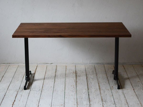 【グリニッチ オリジナル ファニチャー/greeniche original furniture / GOODS】のCafe Table / カフェテーブル 1200 × 700 インテリア・キッズ・メンズ・レディースファッション・服の通販 founy(ファニー) オイル Body Oil スタンダード Standard, Basic センター Center, Center Line テーブル Table, Dining Table 人気 Popular, Best Seller おすすめ Recommended / Our Picks ホーム・キャンプ・アウトドア・お取り寄せ Home Living / Home & Lifestyle / Camping Gear / Outdoor Camping 家具・インテリア Home Furniture & Interior. Stylish & Functional Living Spaces テーブル Dining, Coffee & Side Tables ダイニングテーブル・食卓テーブル Dining Tables ホーム・キャンプ・アウトドア・お取り寄せ Home Living / Home & Lifestyle / Camping Gear / Outdoor Camping 家具・インテリア Home Furniture & Interior. Stylish & Functional Living Spaces テーブル Dining, Coffee & Side Tables カフェテーブル・丸型テーブル Cafe & Bistro Tables 天板ウッド:ウォルナット、脚部ブラック|ID: prp329100000006334 ipo3291000000036859400