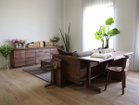 【ヒラシマ/HIRASHIMA / GOODS】のCARAMELLA High Sofa / カラメッラ ハイソファ 同シリーズのカウンターをソファ背面に設置したイメージ|ID: prp329100000006389 ipo3291000000030218202
