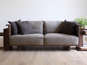 【ヒラシマ/HIRASHIMA / GOODS】のCARAMELLA High Sofa / カラメッラ ハイソファ 人気、トレンドファッション・服の通販 founy(ファニー) クッション Cushion, Throw Pillow スプリング Spring, Spring Collection テーブル Table, Dining Table なめらか Smooth, Silky Texture フレーム Frame, Outline ホーム・キャンプ・アウトドア・お取り寄せ Home Living / Home & Lifestyle / Camping Gear / Outdoor Camping 家具・インテリア Home Furniture & Interior. Stylish & Functional Living Spaces ソファー Couches & Sofas |ID:prp329100000006389