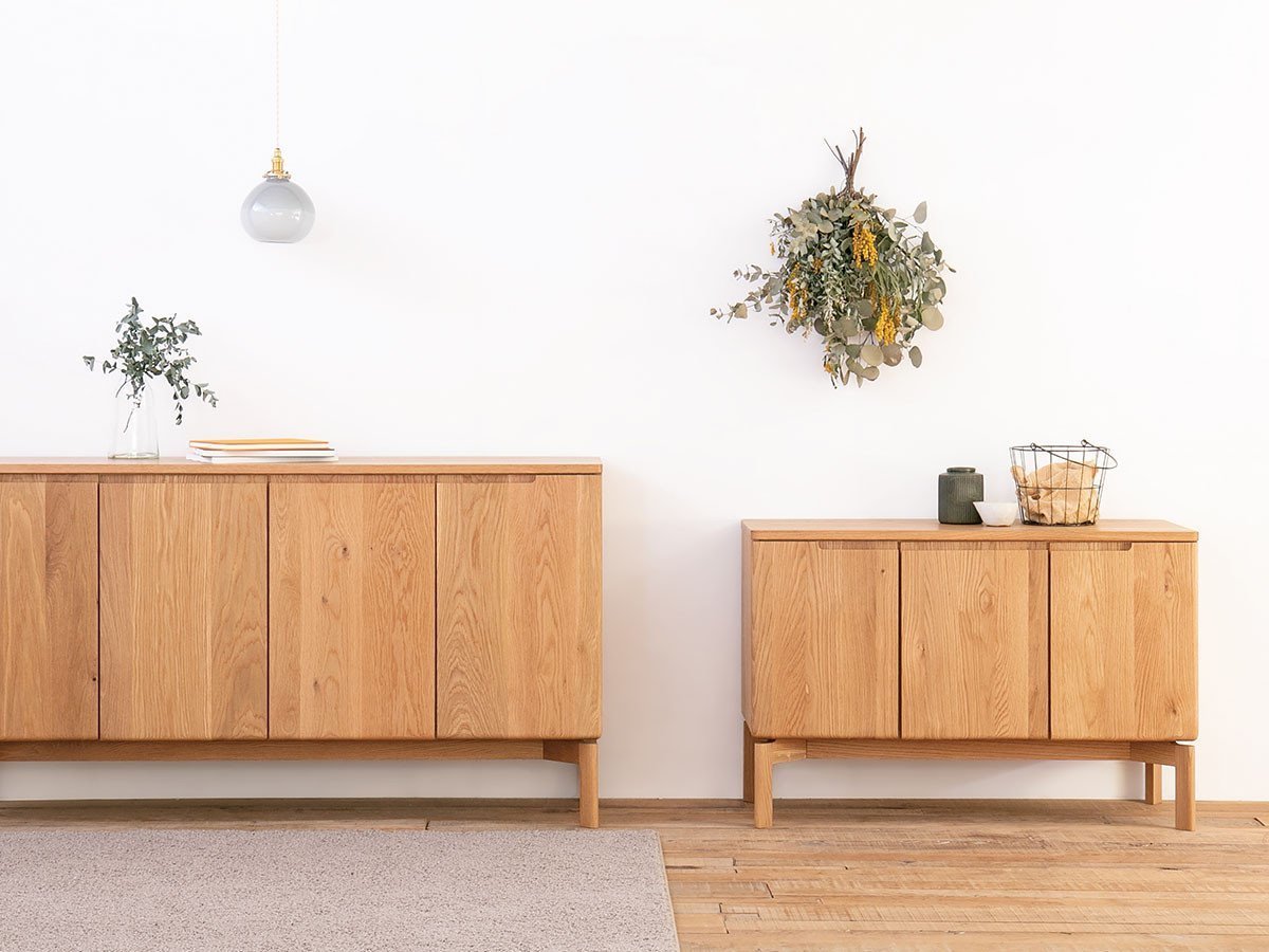 【ベンカ/BENCA / GOODS】のMIMOSA Side board / ミモザ サイドボード インテリア・キッズ・メンズ・レディースファッション・服の通販 founy(ファニー) 　アクセサリー　Fashion Accessories　ホーム・キャンプ・アウトドア・お取り寄せ　Home Living / Home & Lifestyle / Camping Gear / Outdoor Camping　家具・インテリア　Home Furniture & Interior. Stylish & Functional Living Spaces　収納家具・キャビネット　Storage Furniture　サイドボード・リビング収納　Cabinet / Storage Cabinet　左:同シリーズの「リビングボード W1500」、右:本商品|ID: prp329100000006412 ipo3291000000036816823