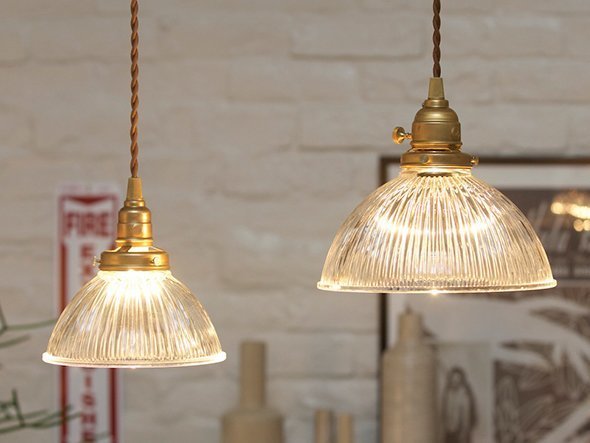 【フライミー ファクトリー/FLYMEe Factory / GOODS】のCUSTOM SERIES Brass Pendant Light × Diner S / カスタムシリーズ 真鍮ペンダントライト(口金E26) × ダイナーS インテリア・キッズ・メンズ・レディースファッション・服の通販 founy(ファウニー) 　送料無料　Free Shipping　ガラス　Glass, Glassware　シンプル　Simple, Minimal　スリット　Slit, Slit Detail　ツイスト　Tweed, Tweed Fabric　モチーフ　Motif, Design Theme　ホーム・キャンプ・アウトドア・お取り寄せ　Home Living / Home & Lifestyle / Camping Gear / Outdoor Camping　家具・インテリア　Home Furniture & Interior. Stylish & Functional Living Spaces　ライト・照明　Lamps & Lighting Fixtures　ペンダントライト・吊り下げ照明　Pendant Light / Hanging Light Fixture　参考イメージ|ID: prp329100000006503 ipo3291000000037078392