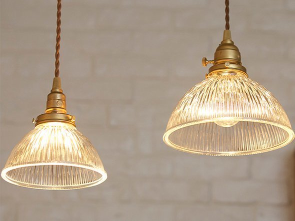 【フライミー ファクトリー/FLYMEe Factory / GOODS】のCUSTOM SERIES Brass Pendant Light × Diner S / カスタムシリーズ 真鍮ペンダントライト(口金E26) × ダイナーS インテリア・キッズ・メンズ・レディースファッション・服の通販 founy(ファウニー) 　送料無料　Free Shipping　ガラス　Glass, Glassware　シンプル　Simple, Minimal　スリット　Slit, Slit Detail　ツイスト　Tweed, Tweed Fabric　モチーフ　Motif, Design Theme　ホーム・キャンプ・アウトドア・お取り寄せ　Home Living / Home & Lifestyle / Camping Gear / Outdoor Camping　家具・インテリア　Home Furniture & Interior. Stylish & Functional Living Spaces　ライト・照明　Lamps & Lighting Fixtures　ペンダントライト・吊り下げ照明　Pendant Light / Hanging Light Fixture　参考イメージ|ID: prp329100000006503 ipo3291000000037078393