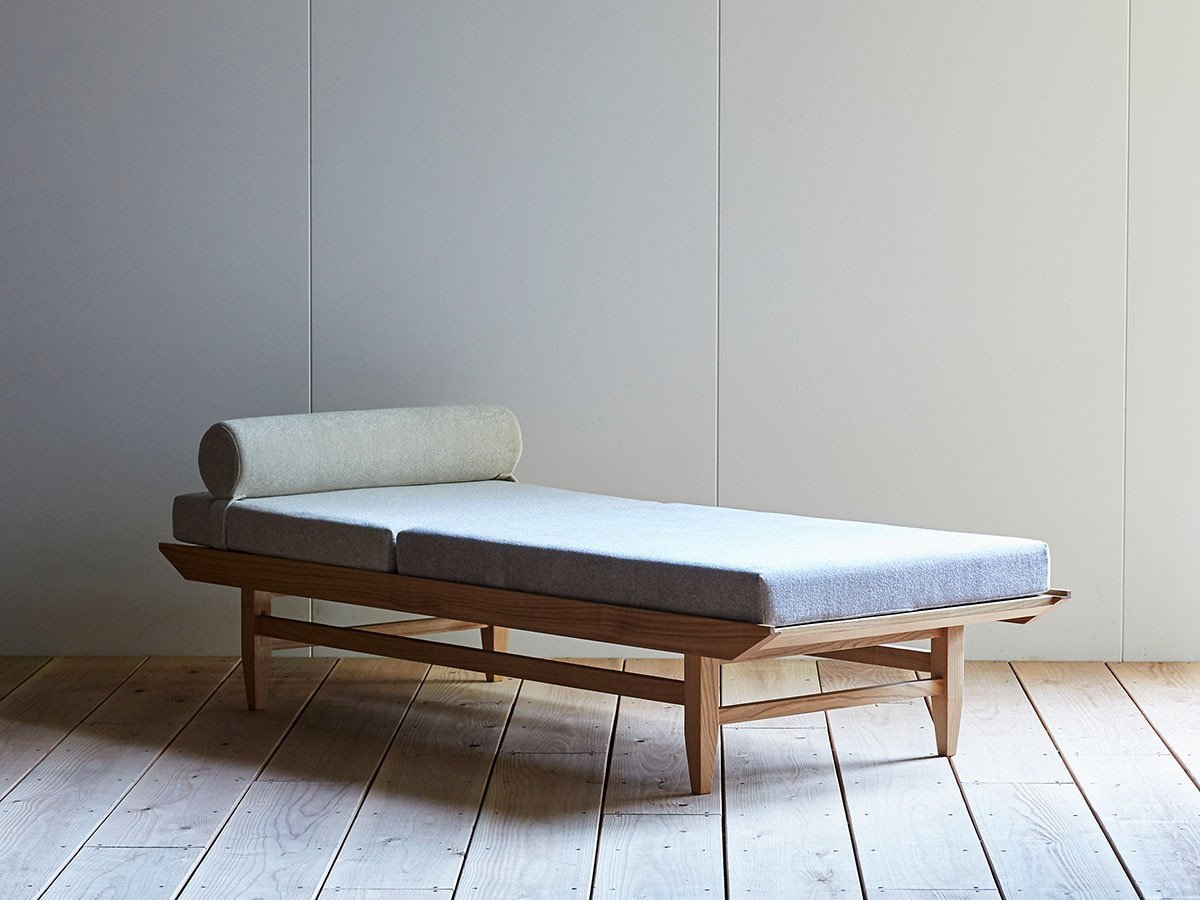 【アジム/AJIM / GOODS】のsesta day bed / セスタ デイベッド インテリア・キッズ・メンズ・レディースファッション・服の通販 founy(ファニー) クッション Cushion, Throw Pillow ホーム・キャンプ・アウトドア・お取り寄せ Home Living / Home & Lifestyle / Camping Gear / Outdoor Camping 家具・インテリア Home Furniture & Interior. Stylish & Functional Living Spaces チェア・椅子 Seating & Chairs ダイニングベンチ・玄関ベンチ Bench & Dining Benches -|ID: prp329100000006520 ipo3291000000036810320