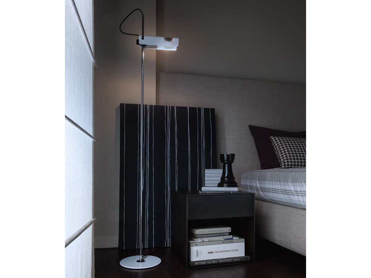 【オルーチェ/Oluce / GOODS】のSpider 3319 FLOOR LAMP / スパイダー 3319 フロアランプ 人気、トレンドファッション・服の通販 founy(ファニー) 　送料無料　Free Shipping　シルバー　Silver, Metallic Silver　ホーム・キャンプ・アウトドア・お取り寄せ　Home Living / Home & Lifestyle / Camping Gear / Outdoor Camping　家具・インテリア　Home Furniture & Interior. Stylish & Functional Living Spaces　ライト・照明　Lamps & Lighting Fixtures　フロアランプ・スタンドライト　Floor Lamp / Standing Lamp　other-6|ID: prp329100000006602 ipo3291000000031541348