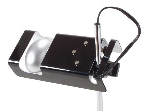 【オルーチェ/Oluce / GOODS】のSpider 3319 FLOOR LAMP / スパイダー 3319 フロアランプ インテリア・キッズ・メンズ・レディースファッション・服の通販 founy(ファニー) 送料無料 Free Shipping シルバー Silver, Metallic Silver ホーム・キャンプ・アウトドア・お取り寄せ Home Living / Home & Lifestyle / Camping Gear / Outdoor Camping 家具・インテリア Home Furniture & Interior. Stylish & Functional Living Spaces ライト・照明 Lamps & Lighting Fixtures フロアランプ・スタンドライト Floor Lamp / Standing Lamp 電球の頭が見えるようにシェードがデザインされています。|ID: prp329100000006602 ipo3291000000036807113