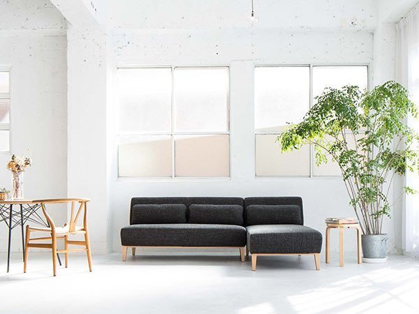 【フランネルソファ/FLANNEL SOFA / GOODS】のMAROON 2.5P SOFA / マロン 2.5人掛けソファ インテリア・キッズ・メンズ・レディースファッション・服の通販 founy(ファニー) 　クッション　Cushion, Throw Pillow　コンパクト　Compact, Small Size　テーブル　Table, Dining Table　ホーム・キャンプ・アウトドア・お取り寄せ　Home Living / Home & Lifestyle / Camping Gear / Outdoor Camping　家具・インテリア　Home Furniture & Interior. Stylish & Functional Living Spaces　ソファー　Couches & Sofas　張地:GD チャコールグレー(グループ3)、脚部ナチュラル|ID: prp329100000006855 ipo3291000000036811355