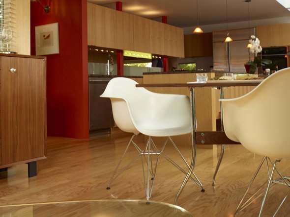 【ハーマンミラー/Herman Miller / GOODS】のEames Molded Plastic Arm Shell Chair / イームズ プラスチックアームシェルチェア ワイヤーベース DAR. BK / DAR. 91 / DAR. 47 インテリア・キッズ・メンズ・レディースファッション・服の通販 founy(ファニー) シンプル Simple, Minimal 人気 Popular, Best Seller フォルム Silhouette, Form ワイヤー Wire, Wired Bra ホーム・キャンプ・アウトドア・お取り寄せ Home Living / Home & Lifestyle / Camping Gear / Outdoor Camping 家具・インテリア Home Furniture & Interior. Stylish & Functional Living Spaces チェア・椅子 Seating & Chairs ダイニングチェア・木製チェア Dining Chairs シェルホワイト、ベーストリバレントクローム|ID: prp329100000006867 ipo3291000000034982162