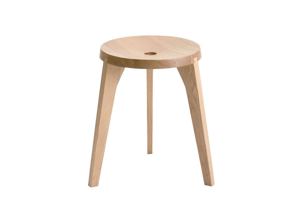 【アリアケ/ARIAKE / GOODS】のDovetail Stool 3 Legs / ダブテイル スツール(3本脚) インテリア・キッズ・メンズ・レディースファッション・服の通販 founy(ファニー) 　送料無料　Free Shipping　ホーム・キャンプ・アウトドア・お取り寄せ　Home Living / Home & Lifestyle / Camping Gear / Outdoor Camping　家具・インテリア　Home Furniture & Interior. Stylish & Functional Living Spaces　チェア・椅子　Seating & Chairs　スツール・バースツール　Stools & Bar Stools　ウッド:ホワイトオーク|ID: prp329100000006869 ipo3291000000035616667