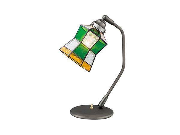 【フライミー ファクトリー/FLYMEe Factory / GOODS】のCUSTOM SERIES Classic Desk Lamp × Stained Glass Helm / カスタムシリーズ クラシックデスクランプ × ステンドグラス(ヘルム) インテリア・キッズ・メンズ・レディースファッション・服の通販 founy(ファニー) https://founy.com/ クラシック Classic デスク Desk ハンド Hand ホーム・キャンプ・アウトドア・お取り寄せ Home,Garden,Outdoor,Camping Gear 家具・インテリア Furniture ライト・照明 Lighting & Light Fixtures デスクライト・テーブルライト Desk Light/Table Light |ID: prp329100000006908 ipo3291000000007914901