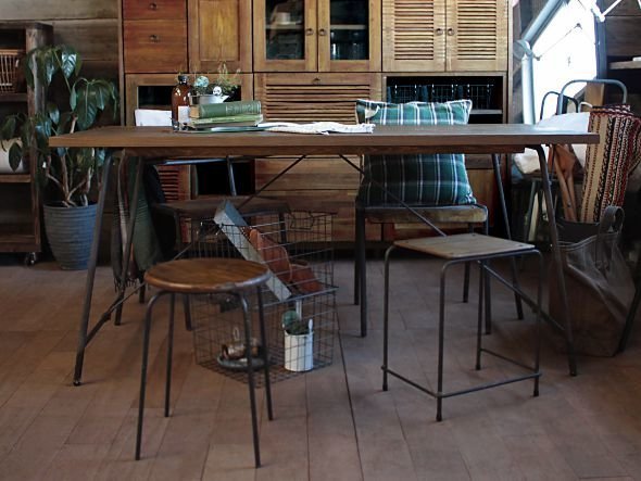 【アデペシュ/a.depeche / GOODS】のsocph school stool / ソコフ スクールスツール 人気、トレンドファッション・服の通販 founy(ファニー) 　シンプル　Simple, Minimal　ビンテージ　Vintage, Retro Style　ホーム・キャンプ・アウトドア・お取り寄せ　Home Living / Home & Lifestyle / Camping Gear / Outdoor Camping　家具・インテリア　Home Furniture & Interior. Stylish & Functional Living Spaces　チェア・椅子　Seating & Chairs　スツール・バースツール　Stools & Bar Stools　other-2|ID: prp329100000007067 ipo3291000000031551538