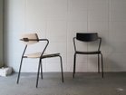 【デュアル/dual / GOODS】のchair / チェア [左]ウッドホワイトアッシュ無垢材 / ナチュラル、フレームブラック[右]ウッドウォ|ID: prp329100000007339 ipo3291000000037066326