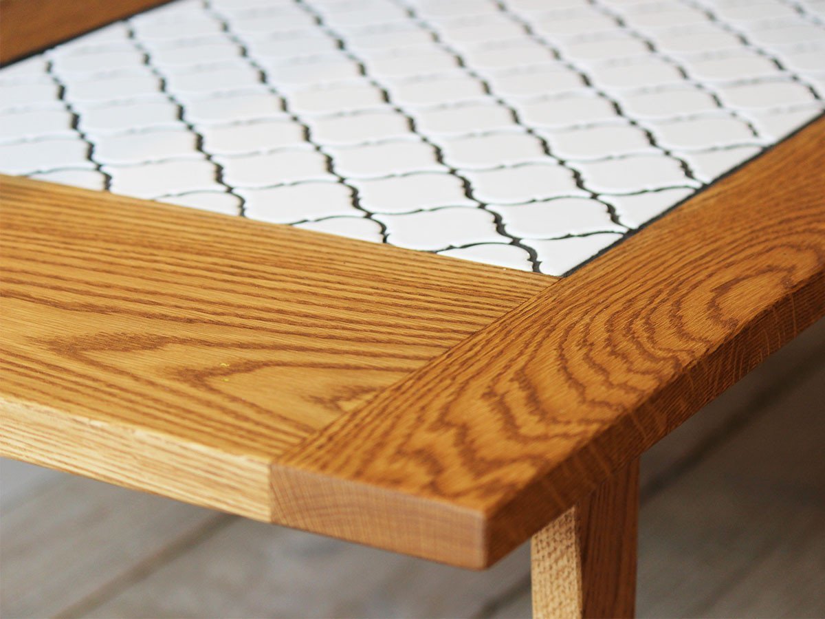 【スウィッチ/SWITCH / GOODS】のTile Living Table / タイル リビングテーブル(収納棚付) インテリア・キッズ・メンズ・レディースファッション・服の通販 founy(ファニー) 　送料無料　Free Shipping　シンプル　Simple　テーブル　Table　フレーム　Flame　人気　Popularity　ホーム・キャンプ・アウトドア・お取り寄せ　Home,Garden,Outdoor,Camping Gear　家具・インテリア　Home Furniture & Interior. Stylish & Functional Living Spaces　テーブル　Table　ローテーブル・センターテーブル　Low Table/Center Table　タイルカラー「ホワイト」参考イメージ|ID: prp329100000007424 ipo3291000000032440141
