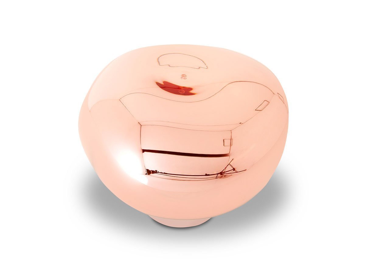 【トム ディクソン/Tom Dixon / GOODS】のMelt Mini Surface LED / メルト ミニ サーフェイス 内蔵LED テーブルライト仕様 インテリア・キッズ・メンズ・レディースファッション・服の通販 founy(ファニー) 　ガラス　Glass, Glassware　テーブル　Table, Dining Table　ハンド　Hand, Handmade　フェイス　Face, Facial Design　フロント　Front, Front Design　送料無料　Free Shipping　ホーム・キャンプ・アウトドア・お取り寄せ　Home Living / Home & Lifestyle / Camping Gear / Outdoor Camping　家具・インテリア　Home Furniture & Interior. Stylish & Functional Living Spaces　ライト・照明　Lamps & Lighting Fixtures　デスクライト・卓上照明　Desk Lamp / Table Lamp / Study Light　消灯時|ID: prp329100000007432 ipo3291000000036846635