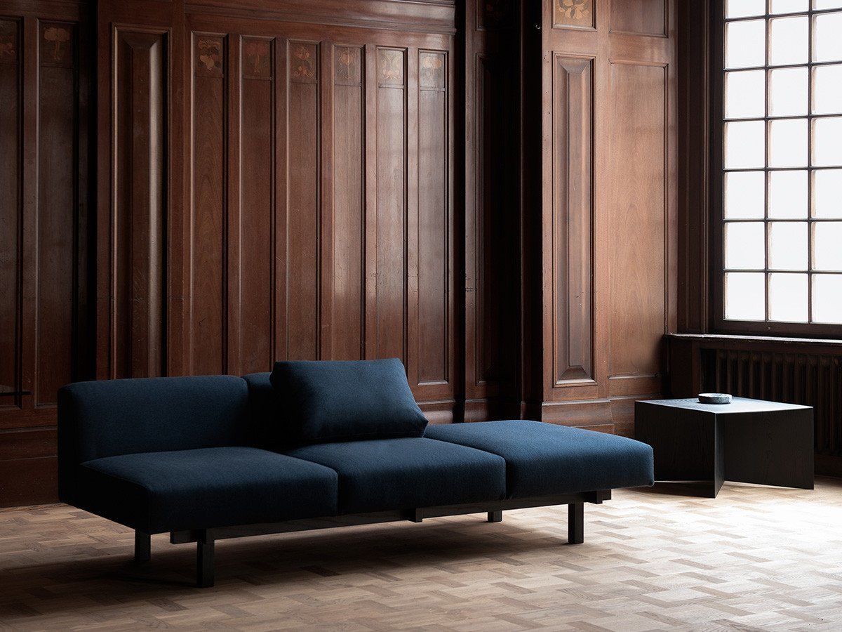 【アリアケ/ARIAKE / GOODS】のRaft Sofa / ラフト ソファ 2シーター + サイドテーブル インテリア・キッズ・メンズ・レディースファッション・服の通販 founy(ファニー) 　クッション　Cushion, Throw Pillow　シンプル　Simple, Minimal　フィット　Fit, Slim Fit　フレーム　Frame, Outline　ホーム・キャンプ・アウトドア・お取り寄せ　Home Living / Home & Lifestyle / Camping Gear / Outdoor Camping　家具・インテリア　Home Furniture & Interior. Stylish & Functional Living Spaces　ソファー　Couches & Sofas　ホーム・キャンプ・アウトドア・お取り寄せ　Home Living / Home & Lifestyle / Camping Gear / Outdoor Camping　家具・インテリア　Home Furniture & Interior. Stylish & Functional Living Spaces　テーブル　Dining, Coffee & Side Tables　サイドテーブル・ナイトテーブル　Side & End Tables　参考イメージ|ID: prp329100000007535 ipo3291000000036765514