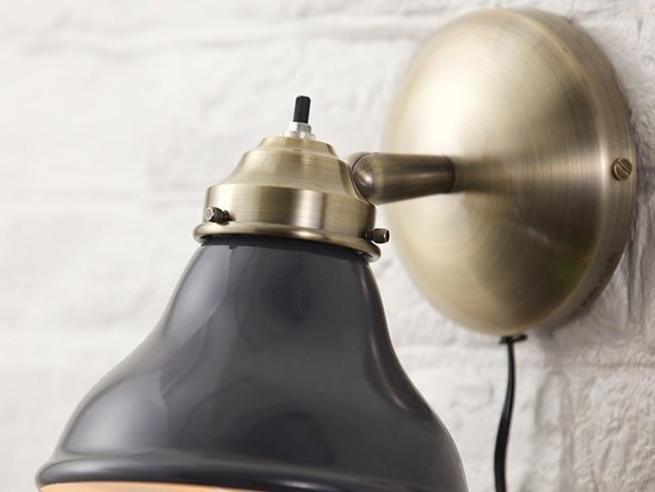 【フライミー ファクトリー/FLYMEe Factory / GOODS】のCUSTOM SERIES Classic Wall Lamp × Stained Glass Helm / カスタムシリーズ クラシックウォールランプ × ステンドグラス(ヘルム) インテリア・キッズ・メンズ・レディースファッション・服の通販 founy(ファニー) 　クラシック　Classic　デスク　Desk　ハンド　Hand　送料無料　Free Shipping　ホーム・キャンプ・アウトドア・お取り寄せ　Home,Garden,Outdoor,Camping Gear　家具・インテリア　Furniture　ライト・照明　Lighting & Light Fixtures　参考イメージ|ID: prp329100000007548 ipo3291000000025322139