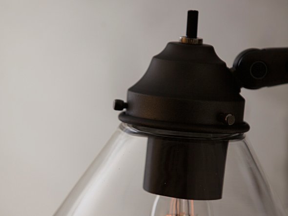 【フライミー ファクトリー/FLYMEe Factory / GOODS】のCUSTOM SERIES Classic Wall Lamp × Stained Glass Helm / カスタムシリーズ クラシックウォールランプ × ステンドグラス(ヘルム) インテリア・キッズ・メンズ・レディースファッション・服の通販 founy(ファニー) 　クラシック　Classic　デスク　Desk　ハンド　Hand　送料無料　Free Shipping　ホーム・キャンプ・アウトドア・お取り寄せ　Home,Garden,Outdoor,Camping Gear　家具・インテリア　Furniture　ライト・照明　Lighting & Light Fixtures　参考イメージ|ID: prp329100000007548 ipo3291000000025322155